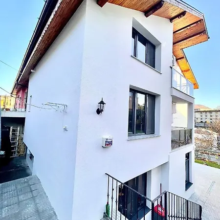 Apartment Loft With A Great View Of Ardino