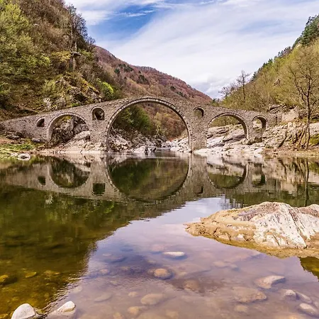 Loft With A Great View Of Apartment