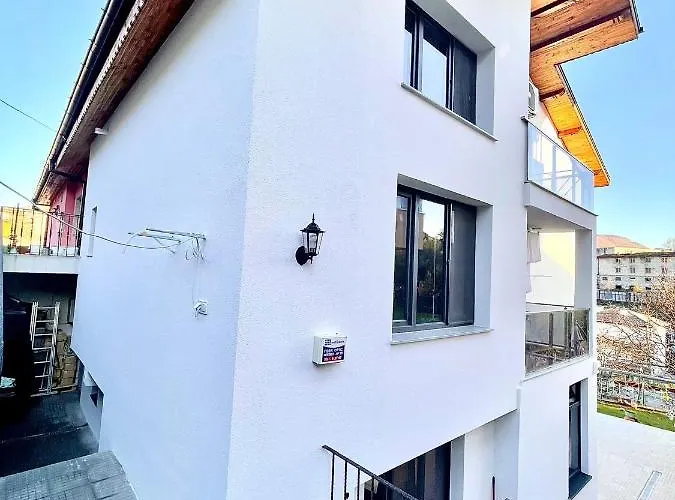 Apartment Loft With A Great View Of Ardino